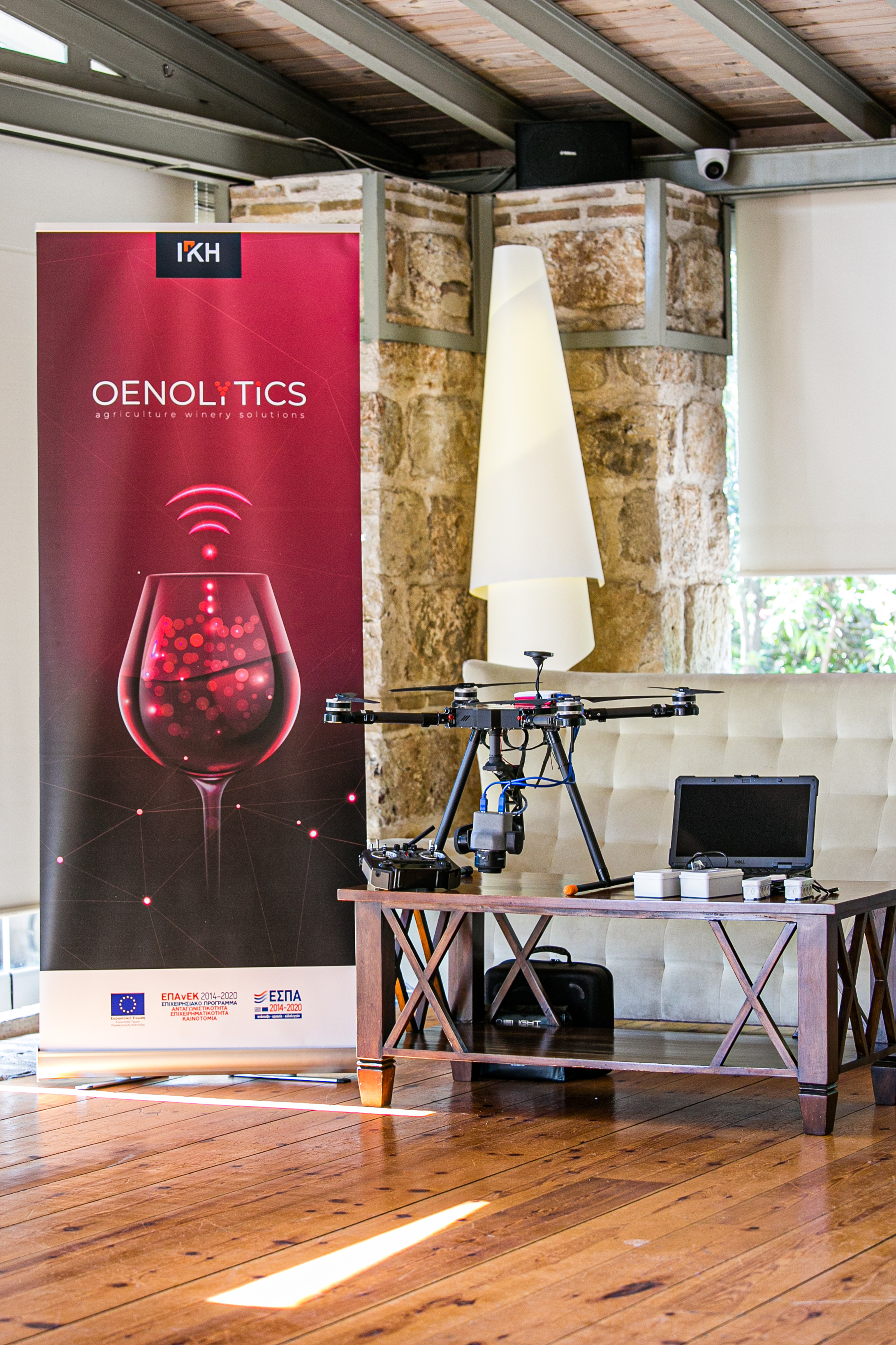Vineyard Platform 2.0 for the optimisation of the Art of Viticulture with low-cost cutting-edge technologies Vineyard Platform 2.0 for the optimisation of the Art of Viticulture with low-cost cutting-edge technologies